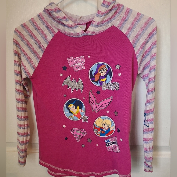 (1584) DC Super Hero Girls Hoodie Long Sleeve Shirt,  Size: Medium Color: Pink - Picture 4 of 14